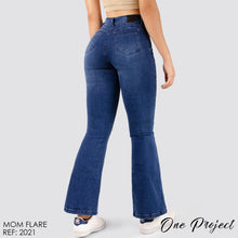 Cargar imagen en el visor de la galería, JEANS MUJER MOM FLARE 2021
