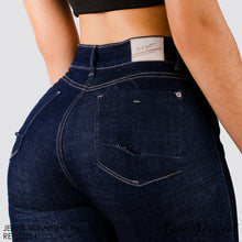 Cargar imagen en el visor de la galería, JEANS MUJER SKINNY 2024
